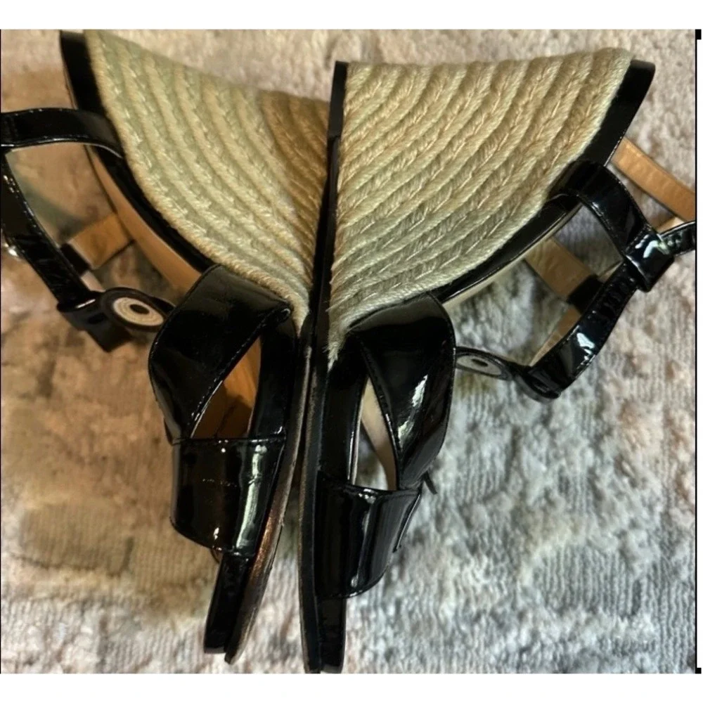 Cole Haan Black Patent Leather Espadrille Wedge Sandals T-Strap Cutout 7.5B